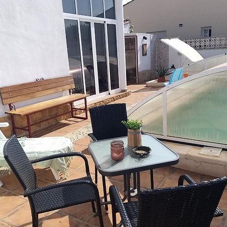 La Casa De Huespedes Lägenhet Puebla de Vallbona Exteriör bild