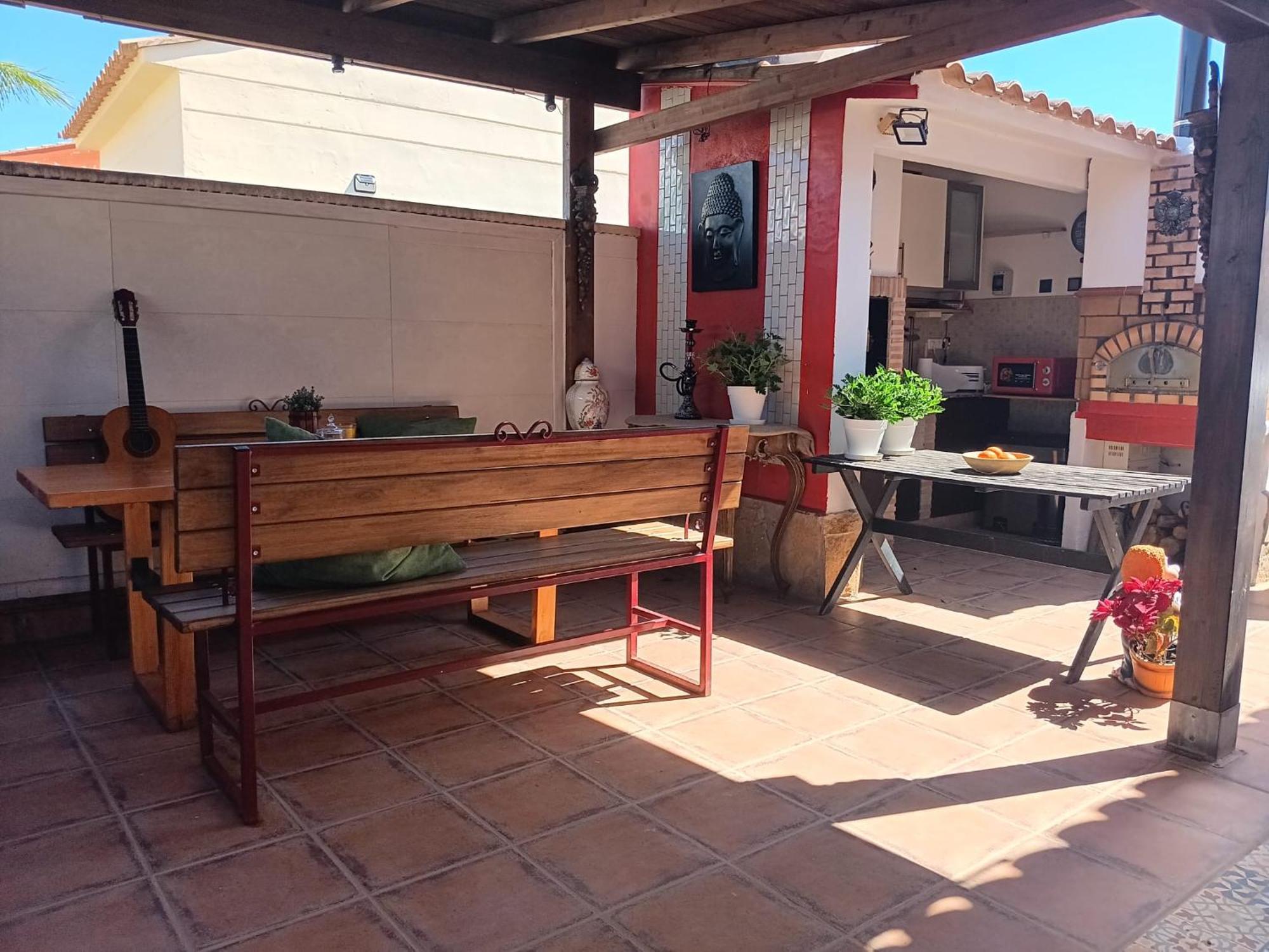 La Casa De Huespedes Lägenhet Puebla de Vallbona Exteriör bild