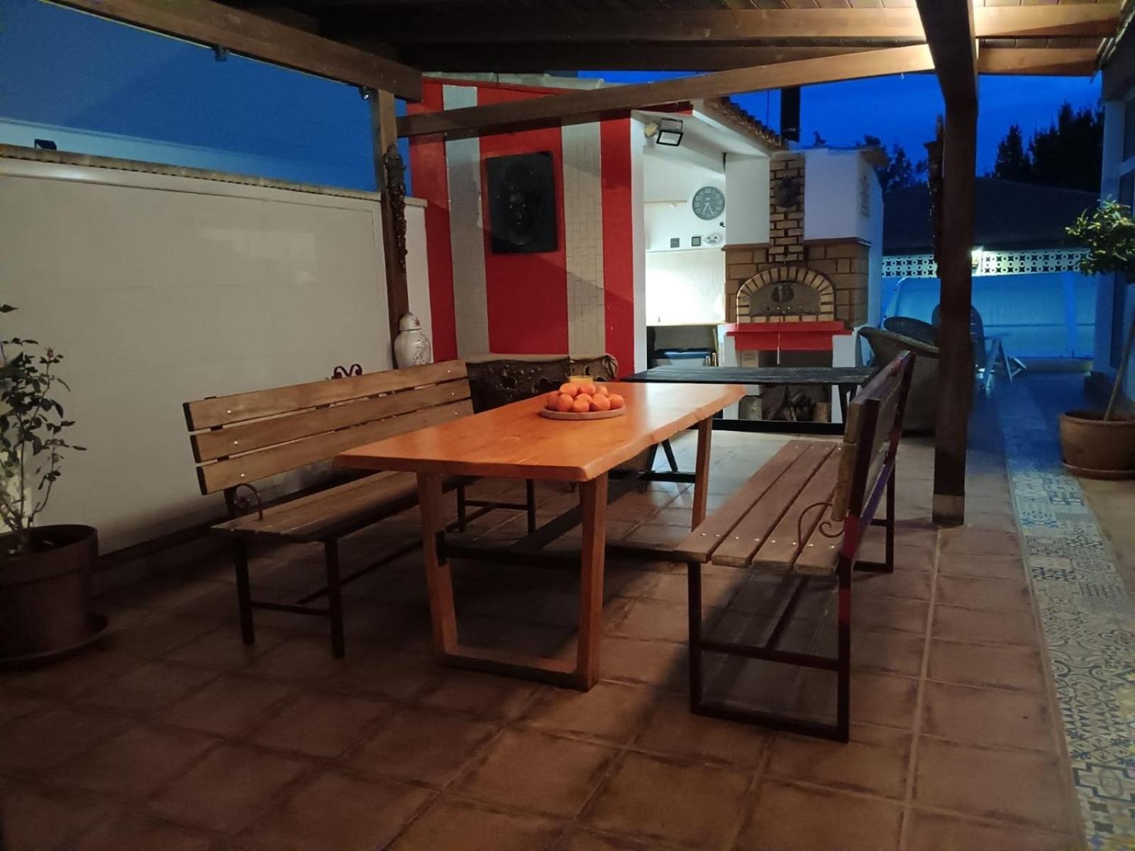 La Casa De Huespedes Lägenhet Puebla de Vallbona Exteriör bild