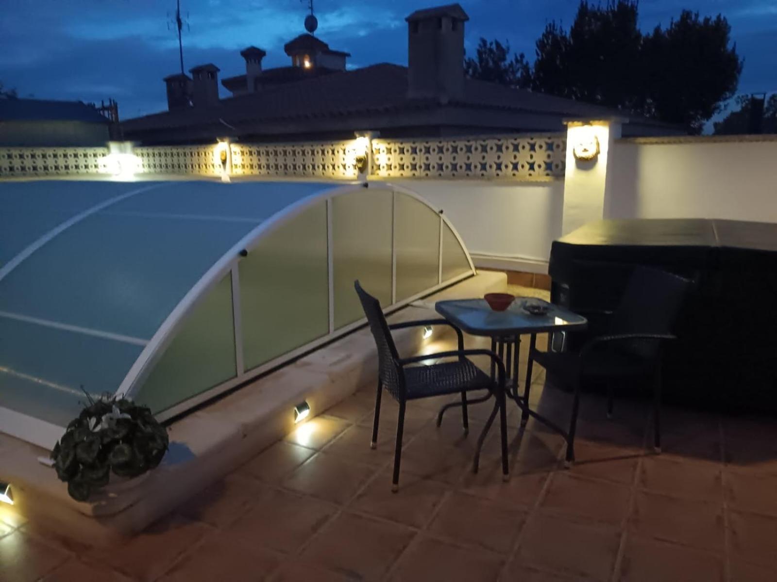 La Casa De Huespedes Lägenhet Puebla de Vallbona Exteriör bild